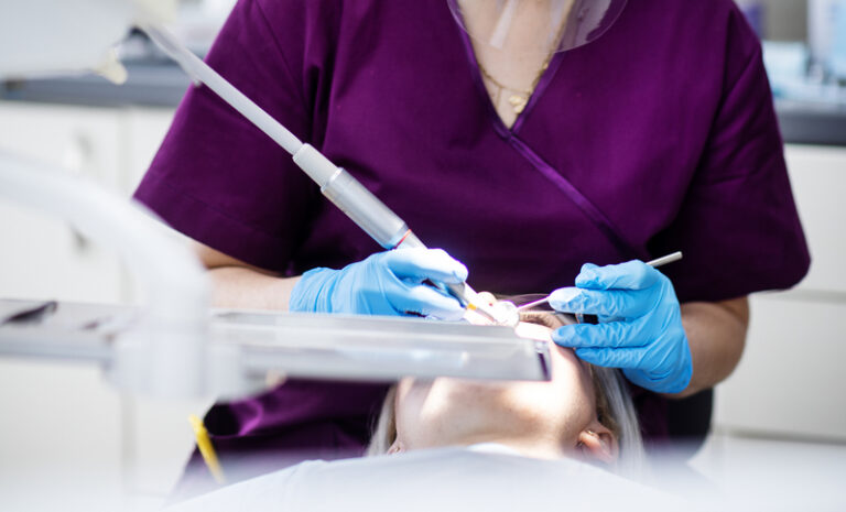 Dziecko u dentysty – jak się przygotować?